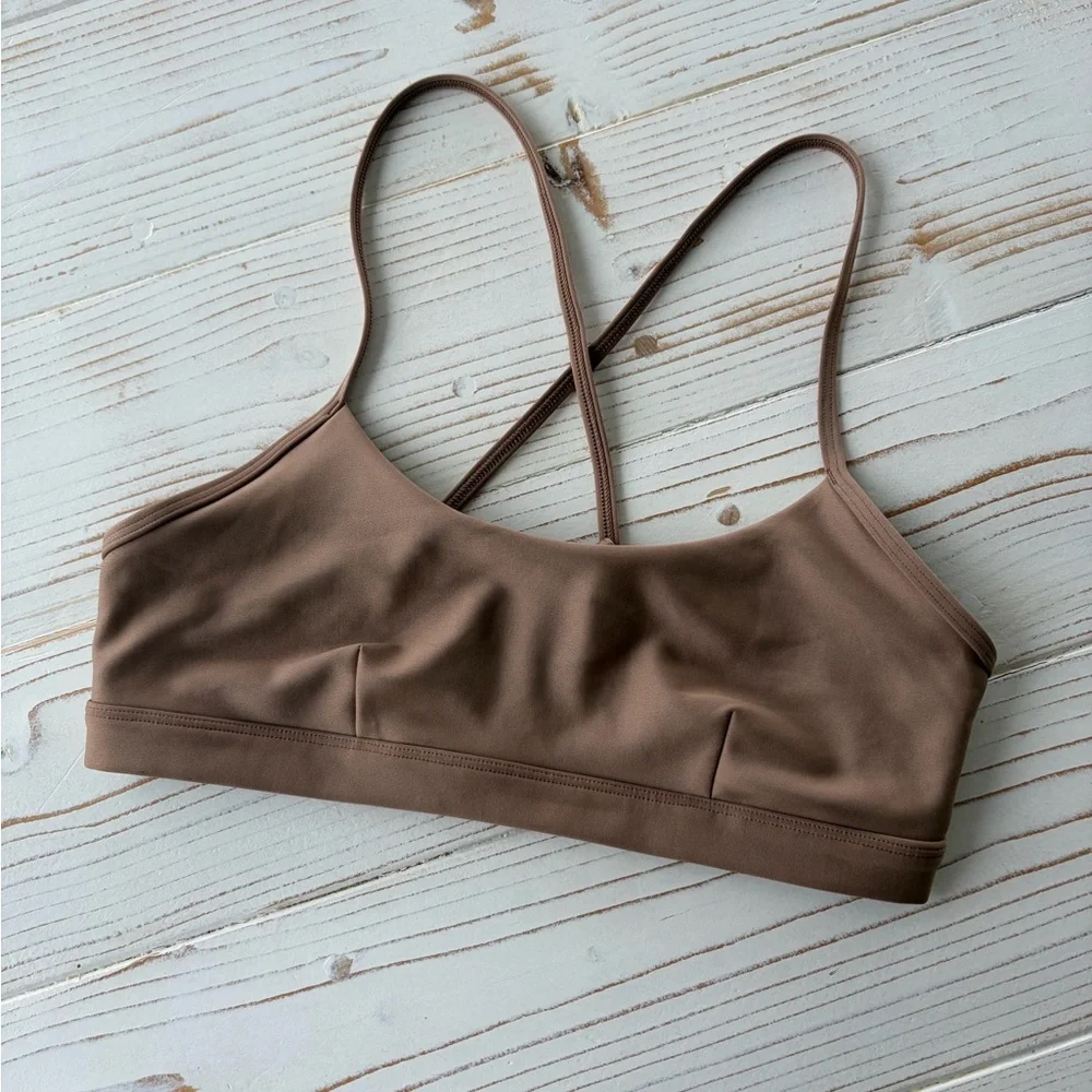 Alo Yoga Airlift Intrigue Bra - Picture 7 of 9